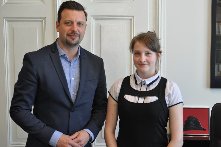 Uczennica została prezydentem Siemianowic Śląskich. Młodzi przejmą Urząd Miasta?