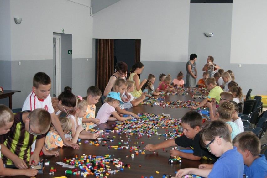 Lego przygoda w GOK Piaski. Tworzyli niezwykłe budowle [ZDJĘCIA] 