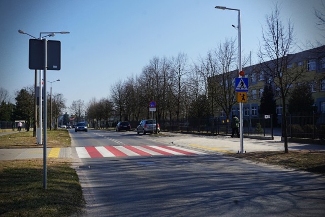 W Kutnie powstały aktywne przejścia dla pieszych. Inwestycja wyniosła ponad 230 tysięcy złotych