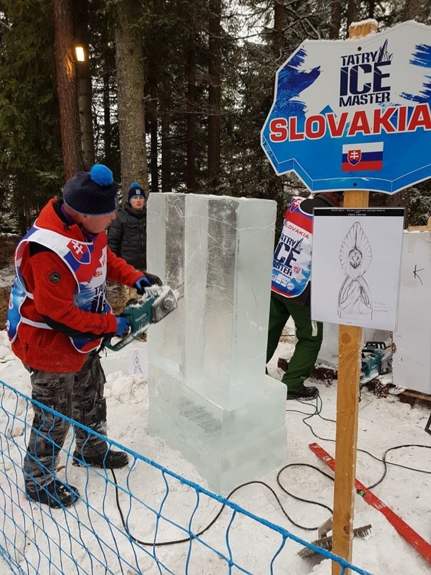 Słowacja. W Tatrach powstają piękne lodowe rzeźby [ZDJĘCIA]