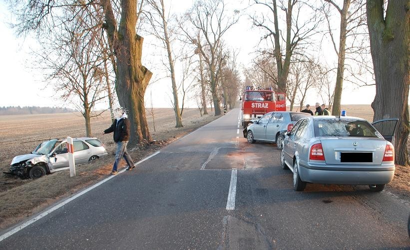 KPP Kwidzyn: Czołowe zderzenie dwóch samochodów osobowych na trasie do Gardei