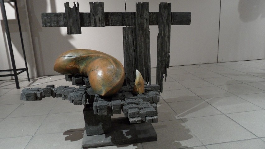 Rzeźby Józefa Murzyna w tyskiej Galerii Obok