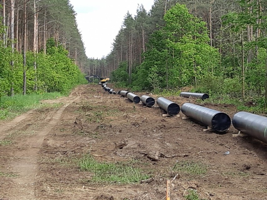 Budowa gazociągu Polska-Litwa. Spotkania z rolnikami przez których pola pójdzie rura z gazem. Zobacz, kiedy i gdzie się odbędą