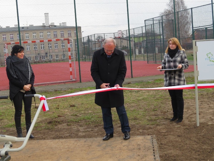 Siłownie stanęły w trzech punktach miasta jakiś czas temu,...