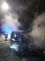 Gm. Lichnowy. Pożar samochodu w Szymankowie. Auto zapaliło się w trakcie jazdy