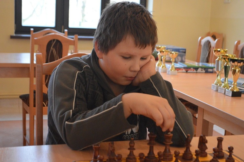 Dziadowa Kłoda: Zmagania szachistów
