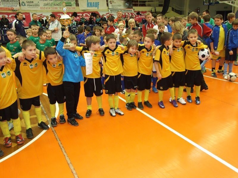 W Jaworznie odbył się IV Halowy Turniej Piłki Nożnej Dzieci. Zobacz zdjęcia!
