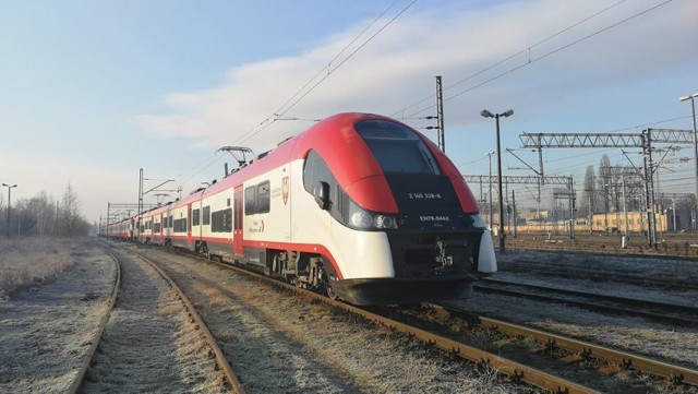 Zmiany w rozkładzie jazdy. Obowiązują już nowe godziny odjazdów pociągów