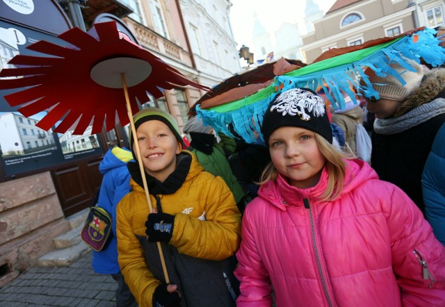49. rajd parasolowy PTTK w Piotrkowie: Śladami niepodległości