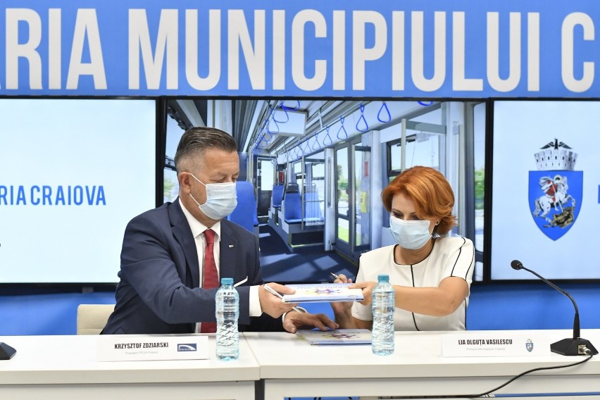 PESA podpisuje nową umowę. Dostarczy dla Rumunii tramwaje najnowszej generacji