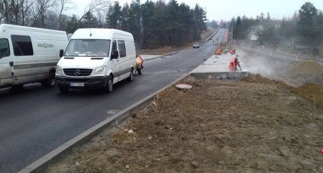 Droga wojewódzka nr 913 zostanie całkowicie przebudowana na długości 13 kilometrów, ale to wiąże się z utrudnieniami dla kierowców