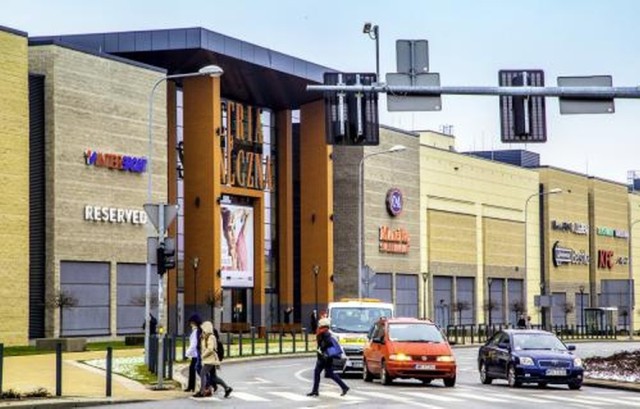 Galeria Słoneczna w Radomiu sprzedana za 164 miliony euro. Wielkie centrum  handlowe kupili Czesi | Radom Nasze Miasto