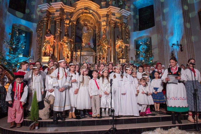 Siedlecanie wykonali koncert kolęd i pastorałek w kościele parafialnym w Chełmie [ZDJĘCIA]