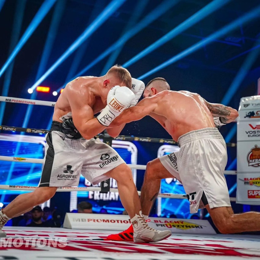 Zwycięstwo Oliwiera Chudzika w zawodowej walce bokserskiej 