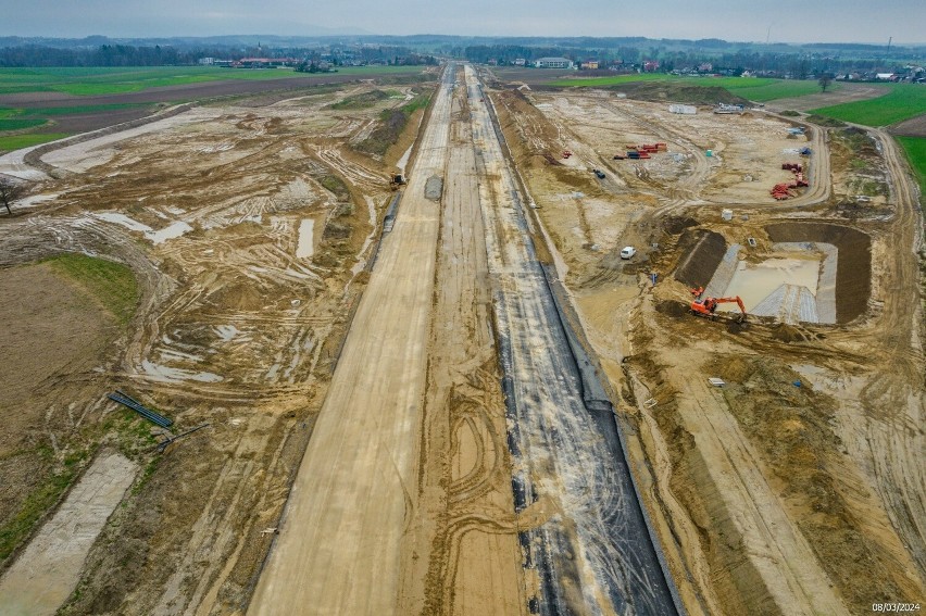 Budowa drogi ekspresowej S1 na odcinku Dankowice - węzeł...