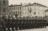 Śrem: zdjęcia z jesieni 1939 roku. Śremski rynek w czasie okupacji niemieckiej