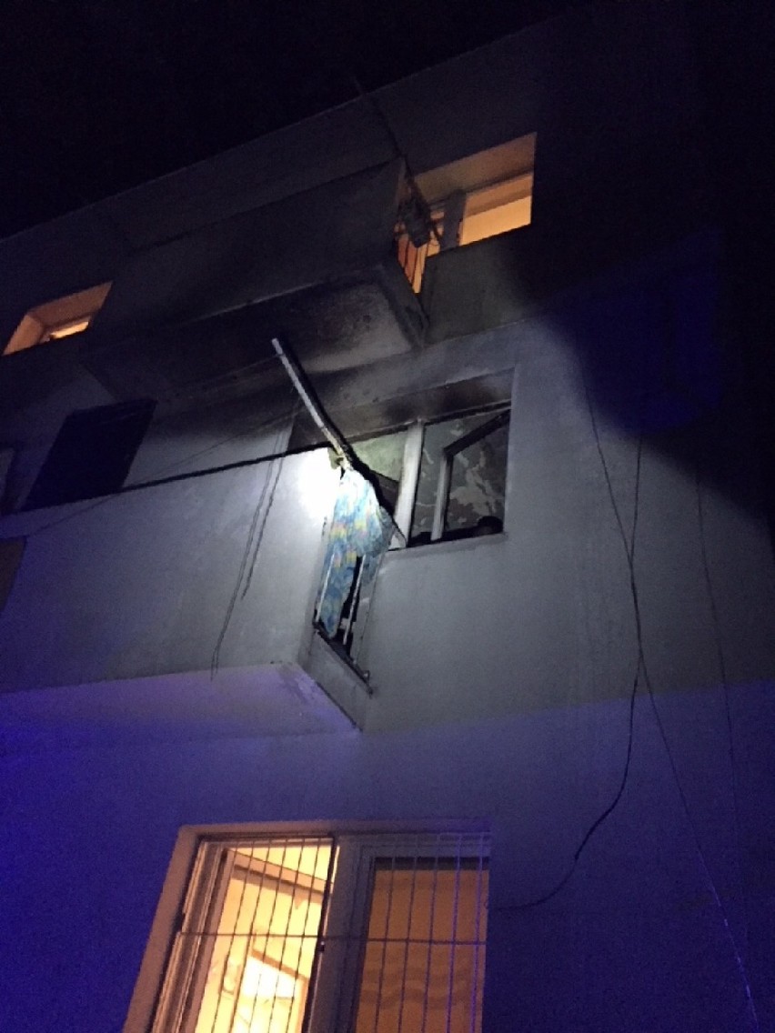 Policjanci zatrzymali mężczyznę podejrzewanego o podpalanie mieszkań w bloku przy Grunwaldzkiej w Kielcach