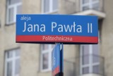 Aleja Jana Pawła II w Łodzi zmieniona na al. Strajku Włókniarek? Szkoła Podstawowa nr 202 im. JP II będzie imienia Marii Janion?