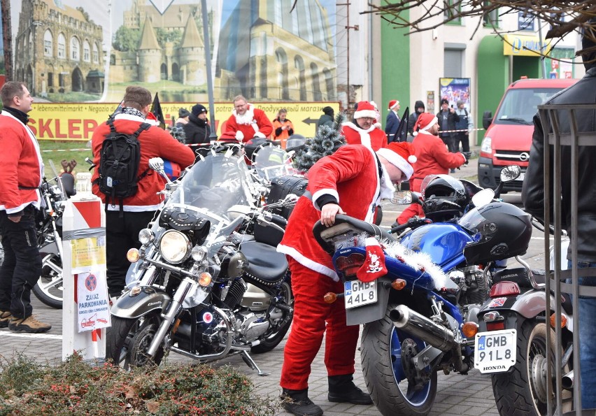 Malbork. Mikołaje na motocyklach, czyli akcja Moto Kojotów dla dzieciaków z miasta