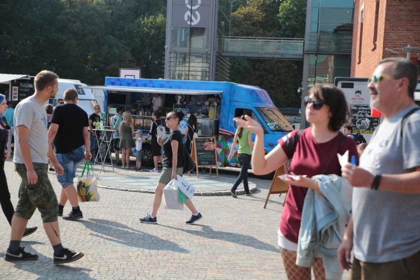 Kraków. Weekend ze smakiem i wybory najlepszego food trucka [ZDJĘCIA]