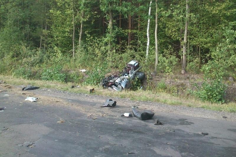 Region: Tragedia na drodze w Brzezinach. Zginął 54-letni motocyklista. ZDJĘCIA