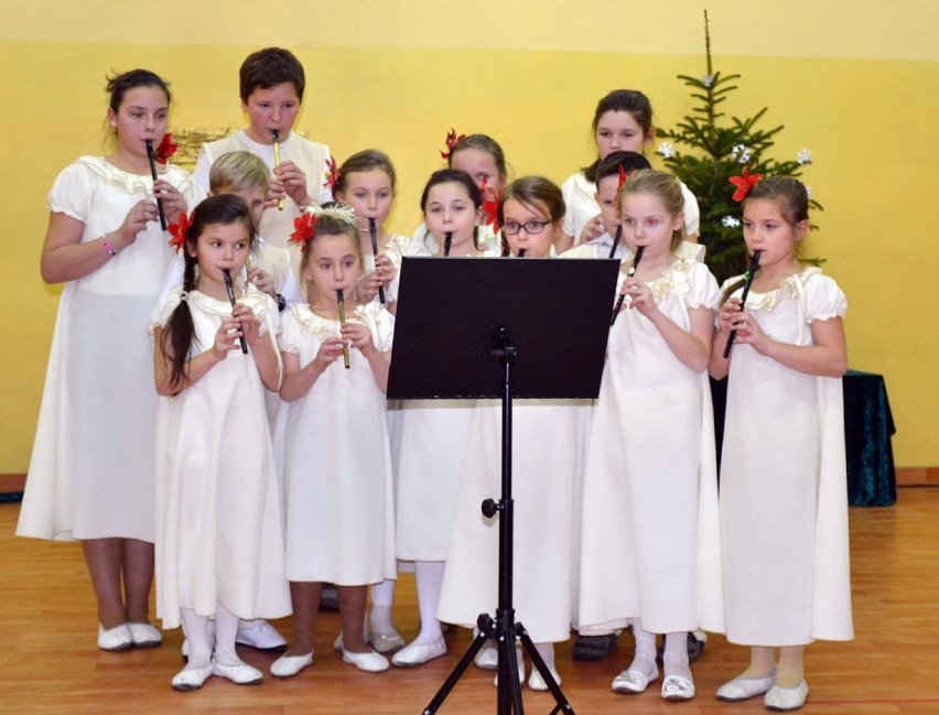 Koncert Galowy Twórczości Artystycznej Dzieci i Młodzieży...