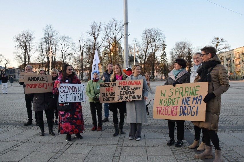 Strajk Kobiet wykrzyczał w Częstochowie: "Szymon weź się...
