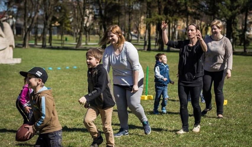 Wiosna w Chełmie. Mieszkańcy spędzają wolny czas na...