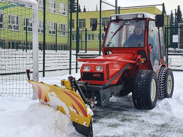 Skierniewickie orliki zostały odśnieżone i przygotowane do użytkowania