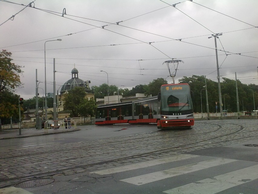 Nowoczesny czeski tramwaj