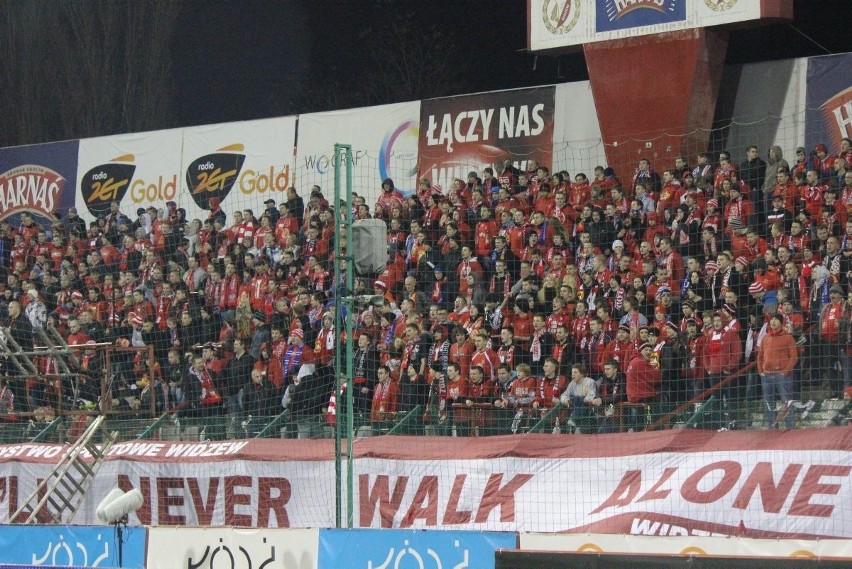 Kibice Widzewa Łódź podczas meczu z Legią