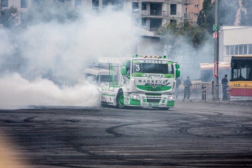 Dni Transportu Publicznego 2018 - wielkie święto komunikacji w warszawskich zajezdniach