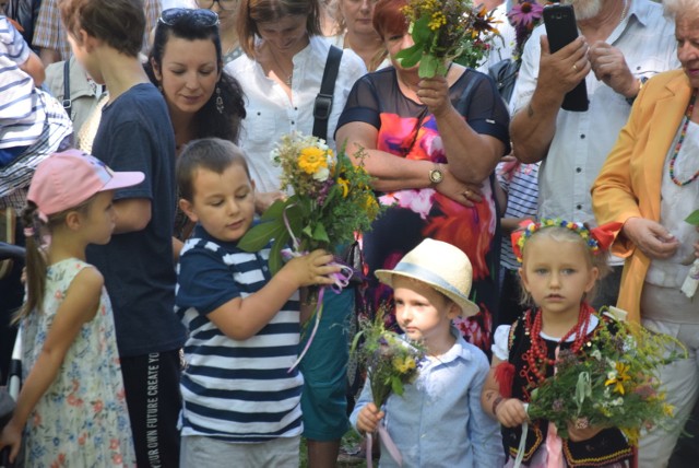 Msza św. polowa w skansenie pszczyńskim ku czci Matki Bożej Zielnej