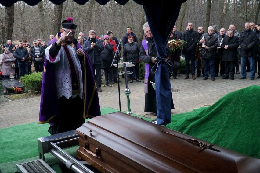 Tomasz Sadowski zmarł 29 grudnia. Podczas pogrzebu na...