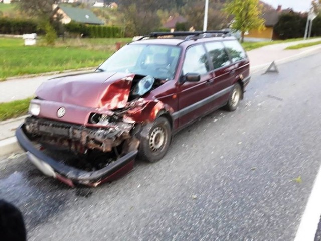 Zderzenie fiata i volkswagena na drodze krajowej nr 75