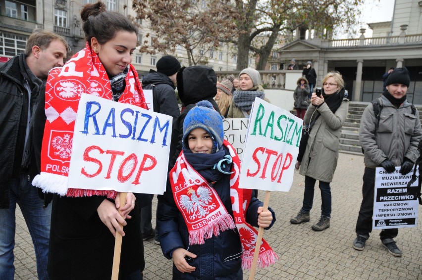 "Rasizm stop". Manifestacja muzułmanów przciwko terroryzmowi i ksenofobii [ZDJĘCIA, WIDEO]