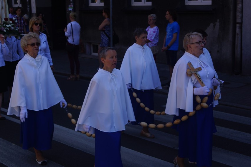 Boże Ciało w Kaliszu. Procesja szła ulicami miasta