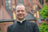 Biskup Grzegorz Olszowski ma koronawirusa. Był w Rybniku na mszy za maturzystów