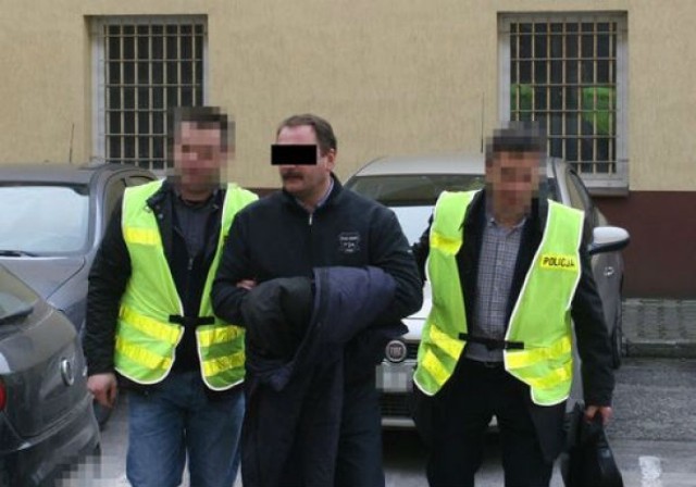 Wyłudzenia w Smoligowie: prokuratura oskarża 47 osób, w tym właściciela placówki - Tomasza T.