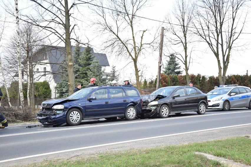 Wypadek w Fugasówce. Dwoje dzieci w szpitalu [FOTO]