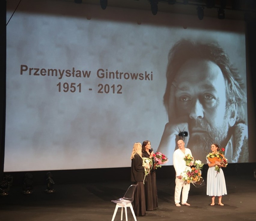 Hołd Przemysławowi Gintrowskiemu w Filharmonii Podkarpackiej