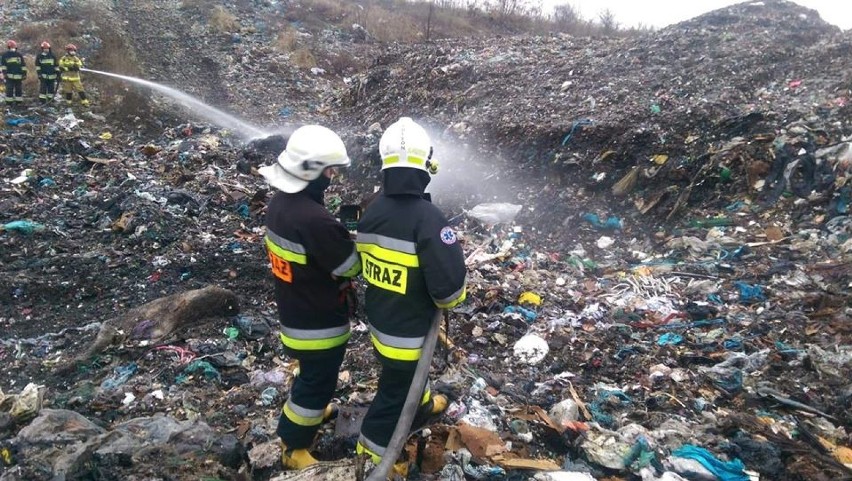 Pożar wysypiska śmieci w Ostrowie Wielkopolskim