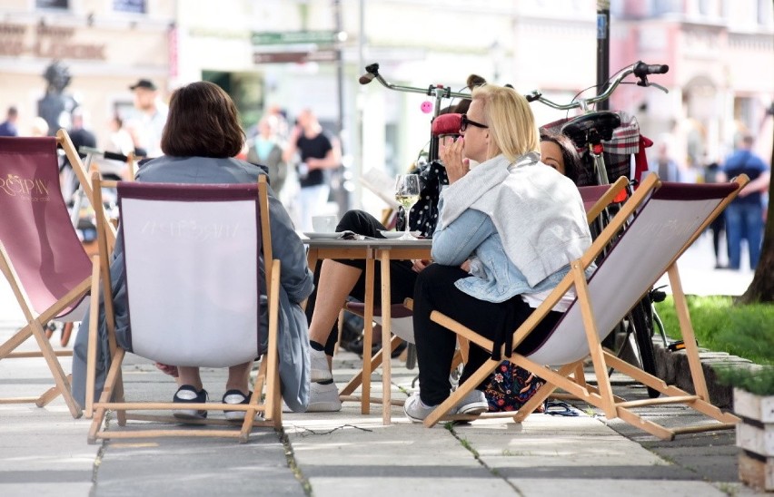 Restauratorzy stęsknili się za klientami i a klienci mieli...