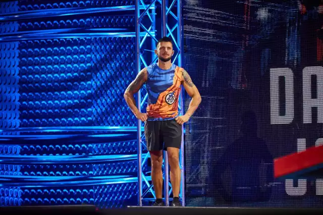 Dawid Jarosz na torze Ninja Warrior Polska