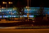 Stadion Miejski we Wrocławiu świecił na niebiesko dla chorych na autyzm [wideo]
