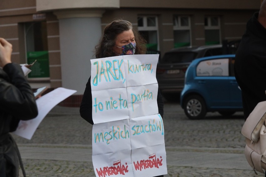 Kolejny protest kobiet w Legnicy, to już trzeci dzień z rzędu