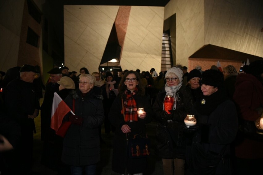 Komitet Obrony Demokracji w Toruniu uczcił dziś 35. rocznicę...