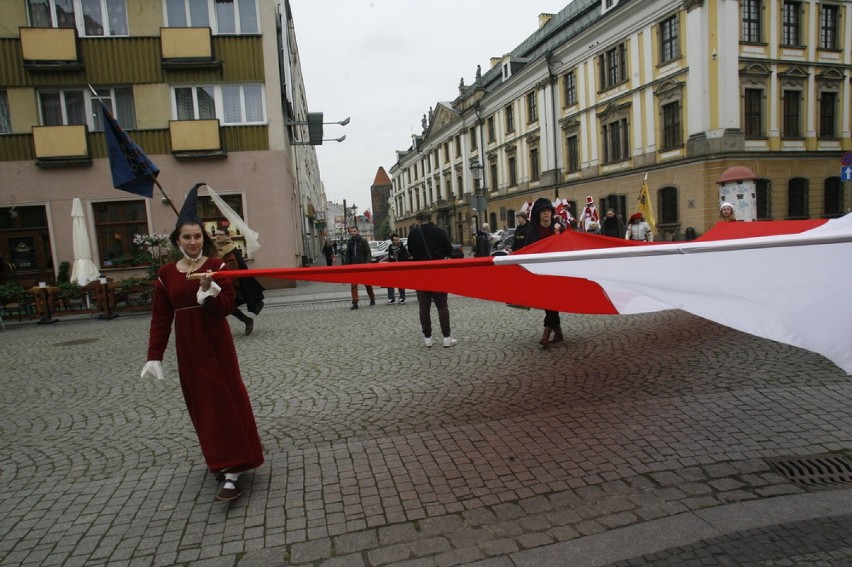 Święto Flagi w Legnicy (ZDJĘCIA)