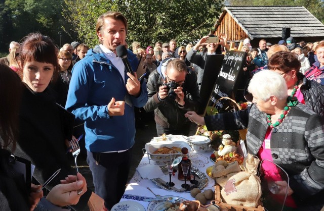 Gościem specjalnym podczas Festiwalu Ziemniaka był znany kucharz i prezenter telewizyjny - Karol Okrasa.
