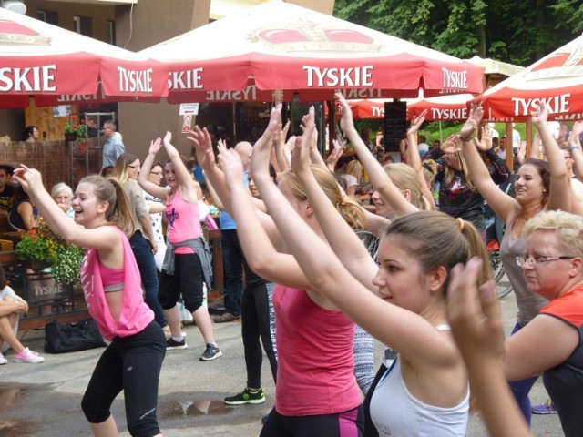 W najbliższą sobotę o godz. 11 w Zespole Szkół nr 11 przy ul. Jabłoniowej 23 rozpocznie się Charytatywny Maraton dla Zdrowia